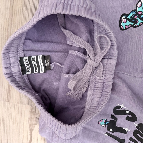 Purple Graphic jogger Sweatpants - Picture 5 of 6